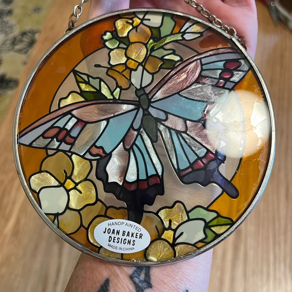 Hand painted Butterfly  Circle suncatcher by Joan Baker - Picture 3 of 9